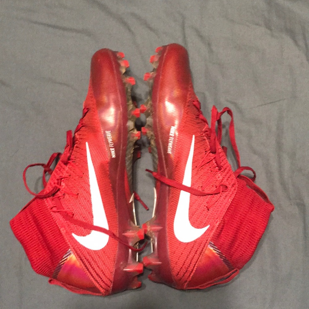 Football cleats - Picture 3 of 5